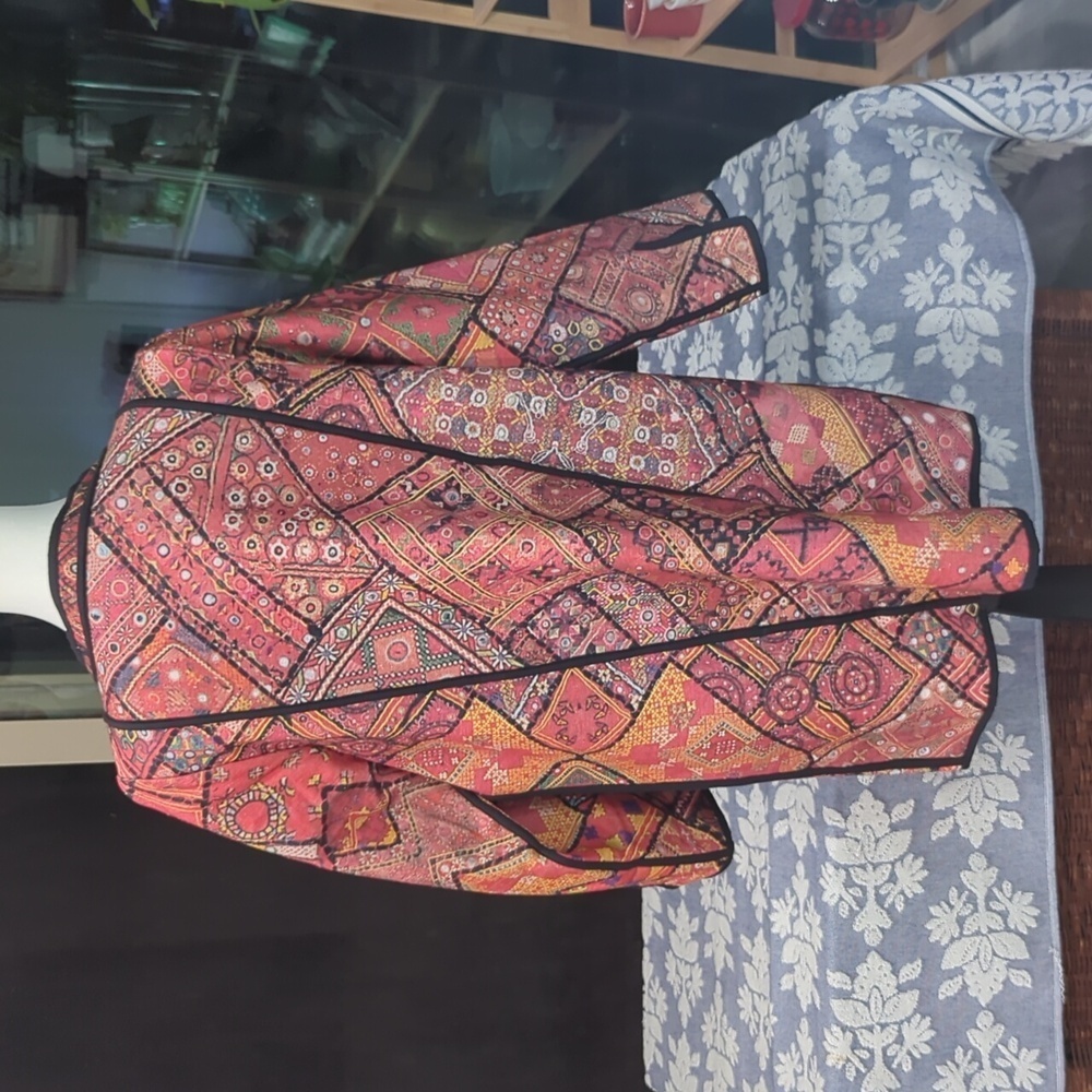 Novica Printed Cotton Jacket with Various Motifs from India, "Blissful Variety" - Picture 3 of 9